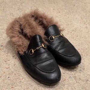 Gucci black Leather Loafers with Fur Lining